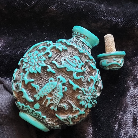 SOLD Vintage Carved Chinese Bottle - Picture 2 of 6